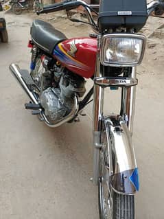 Honda 125 motorcycle 2013 modal urgent for sale Pakistan=03426393428=
