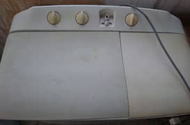 Dawlance Semi-Automatic Washing Machine (URGENT SALE!!)