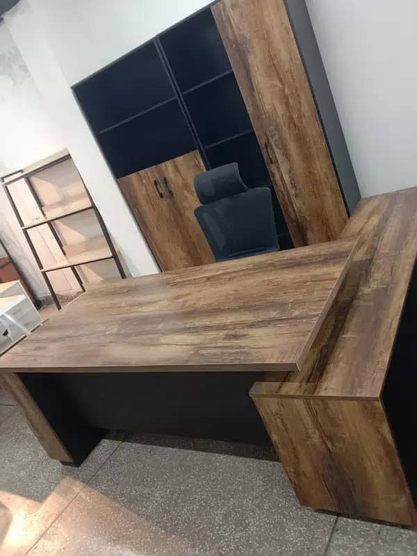 Office Furnitures CEO , Executive Tables and Chairs 2