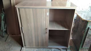 Iron Stand / Istari Stand