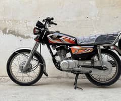 Honda 125 Model 2022 _/03704815729/