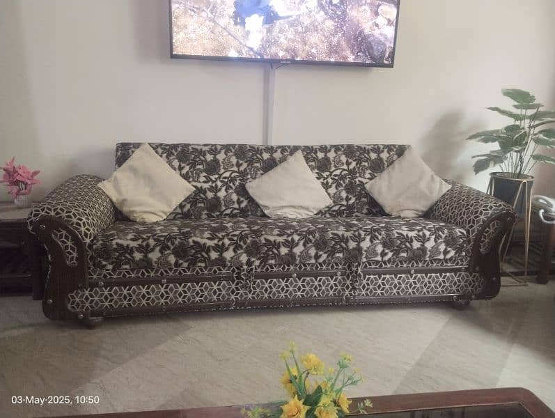 Sofa Com Bed 3 and 2 seats used 16000+13000 like new 6