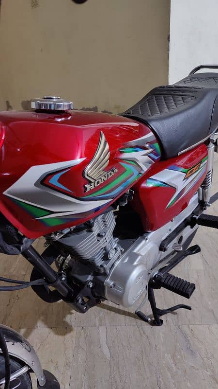 Honda 125 2O23 neat condition o346/81/82/869/ 1