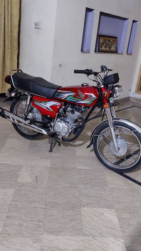 Honda 125 2O23 neat condition o346/81/82/869/ 8