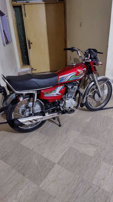 Honda 125 2O23 neat condition o346/81/82/869/ 9