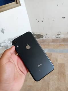 Apple iPhone XR