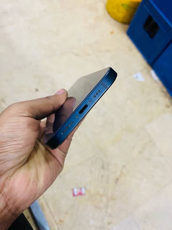 iphone 12 foctory unlock 64gb 4
