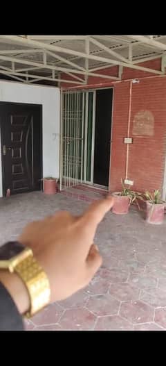 14 Marla Upper Portion For Rent With 2 BedRooms Near Expo center