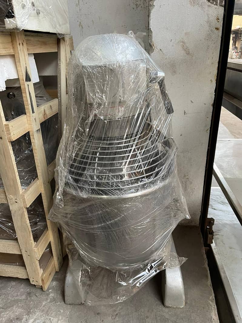 Fryers 16 Liters /24L/16+16 available counter, grill counter,Hot plat 14
