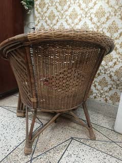 2 PCs of cane chairs with 10/10 condition