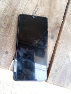 Vivo y90 mobile for sale with box 2Gb ram 32 gb storge