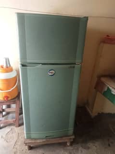 best farezer is a good condition argent sell 03076777913