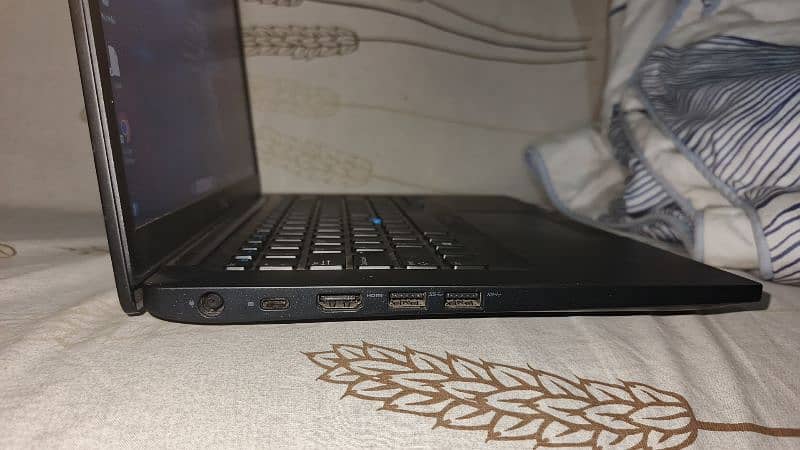 Dell Latitude 7490 Core i7 8th Generation 4