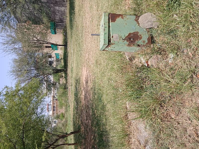 D-12/1 35*70 Corner Plot For Sale 5