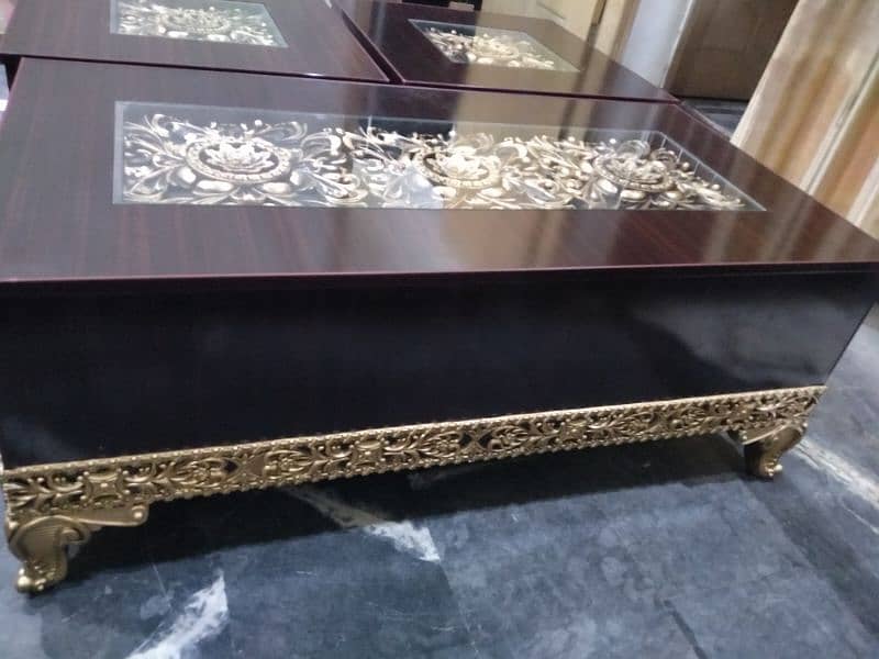 console table gooldan and black 2