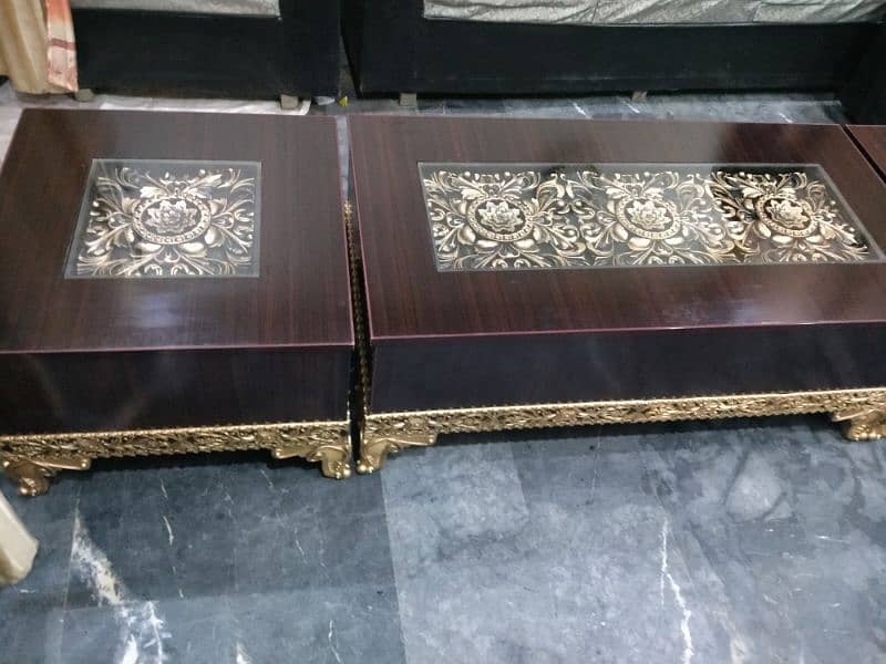 console table gooldan and black 6