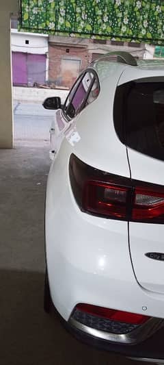MG ZS 2022