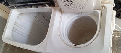 washing machine in working condition.