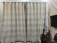 offwhite colour curtains