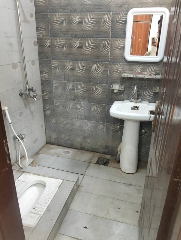 Third Floor Portion 2 Bed Lounge Open Space Prime Location Davis Road Near Shimla Hill Lahore 4