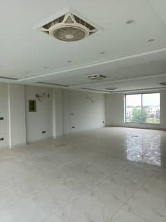 5 Marla Commercial floor for rent serious Clint only