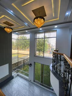 1 Kanal Brand New Designer House