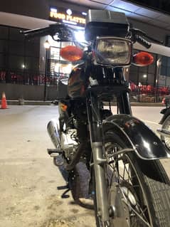 UNITED 125