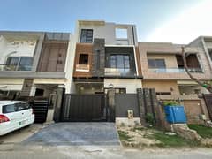 5 Marla Brand New House For Sale In Lake City Sector M7-B