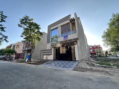 5 Marla Slightly Used House For Sale in Lake City Sector M7-B