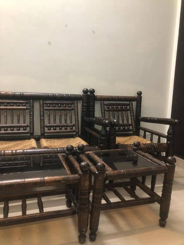 5 seater sofa set with 1 table and 2 side tables 3