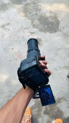 DSLR canon camera 600D