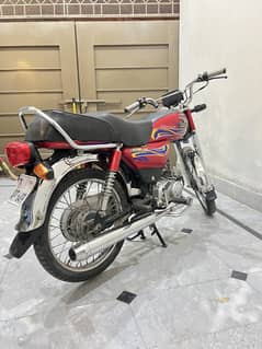United 70cc bike