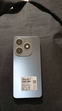 TECNO SPARK 20 . . 8 256