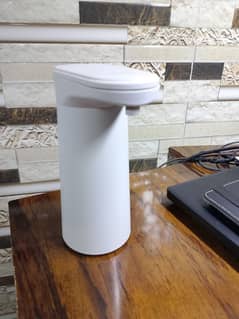 Handsfree Auto soap dispensor | Sanitars company