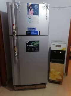 FULL SIZE FRIDGE FOR SALE EXTRA LARGE