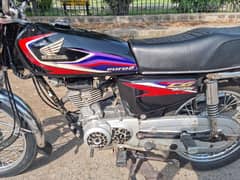 Honda CG 125 2017 model