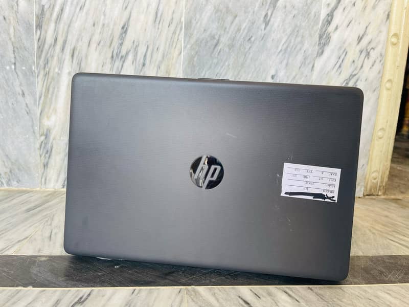 HP Core i3 7 generation,250G7 model ,CPU 3-7 ,HDD 256 ,Ram 08,TFL 15.6 1