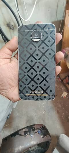 Motorola Moto  z droid