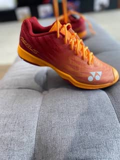 Yonex