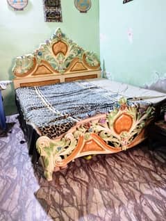 King size bed, Dressing table, Side Table, Almari, Wooden Fruniture