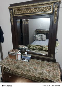 Dressing table good condition