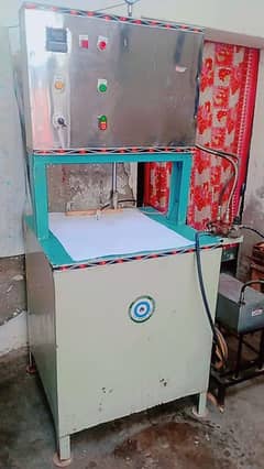 disposable plate machine