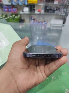 iphone 14 pro max jv