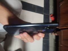 screen broken normal scratch all okay 10 7 only mobile