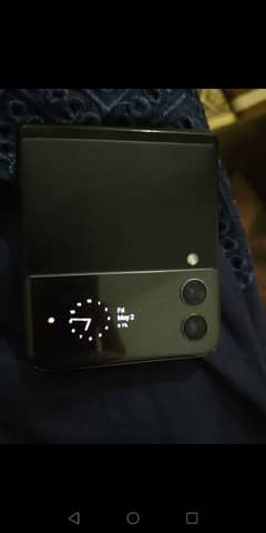 zflip3.5g 8/256 pta approved exchange with iphone available