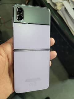 Samsung Z Flip 4