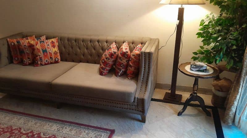 4 seater sofa 8
