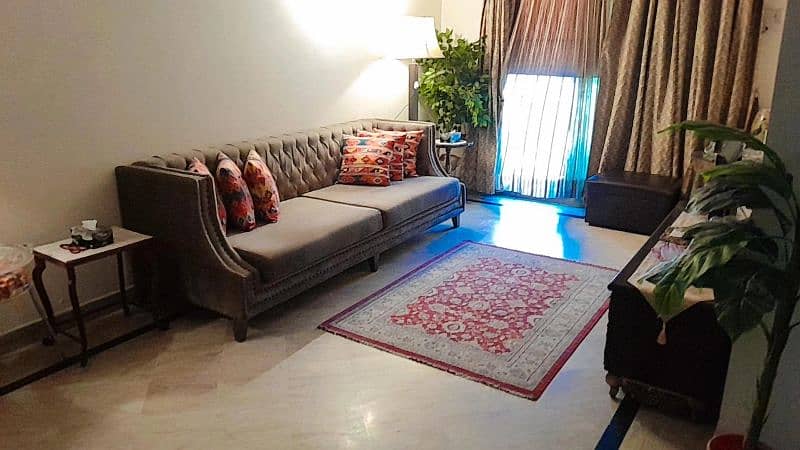 4 seater sofa 9