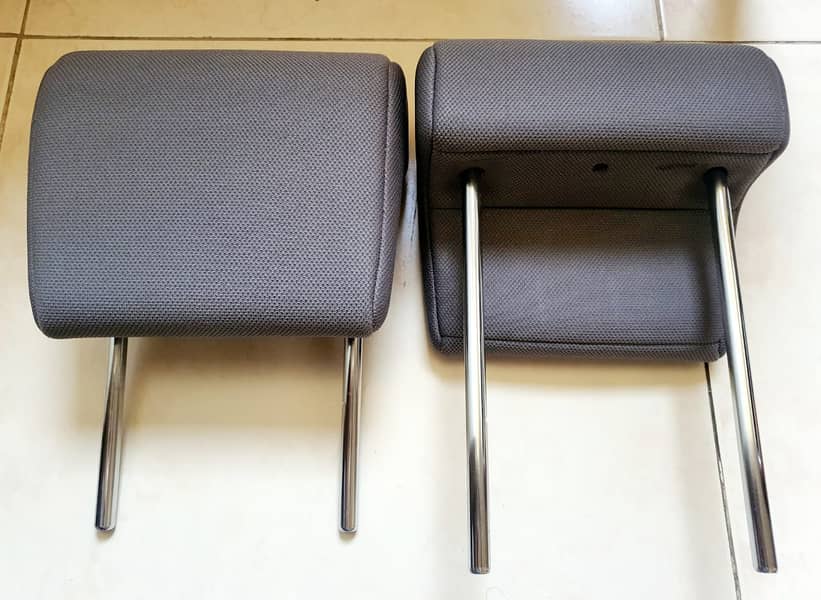 Tyre air compressor and Mira head rest for rear seat 4