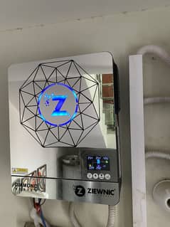 Ziewnic Diamond Series 4.5KW Hybrid Solar Inverter (PV6500)